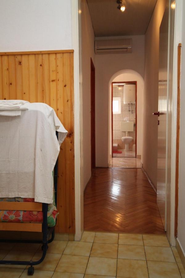 Apartments By The Sea Kustici, Pag - 6335 Zubovići Zewnętrze zdjęcie