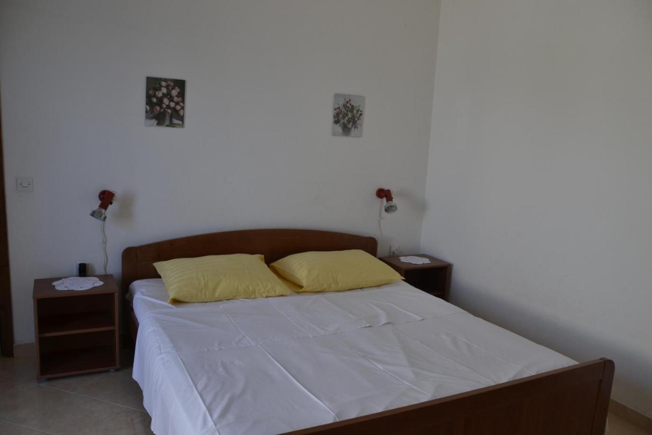 Apartments By The Sea Kustici, Pag - 6335 Zubovići Zewnętrze zdjęcie