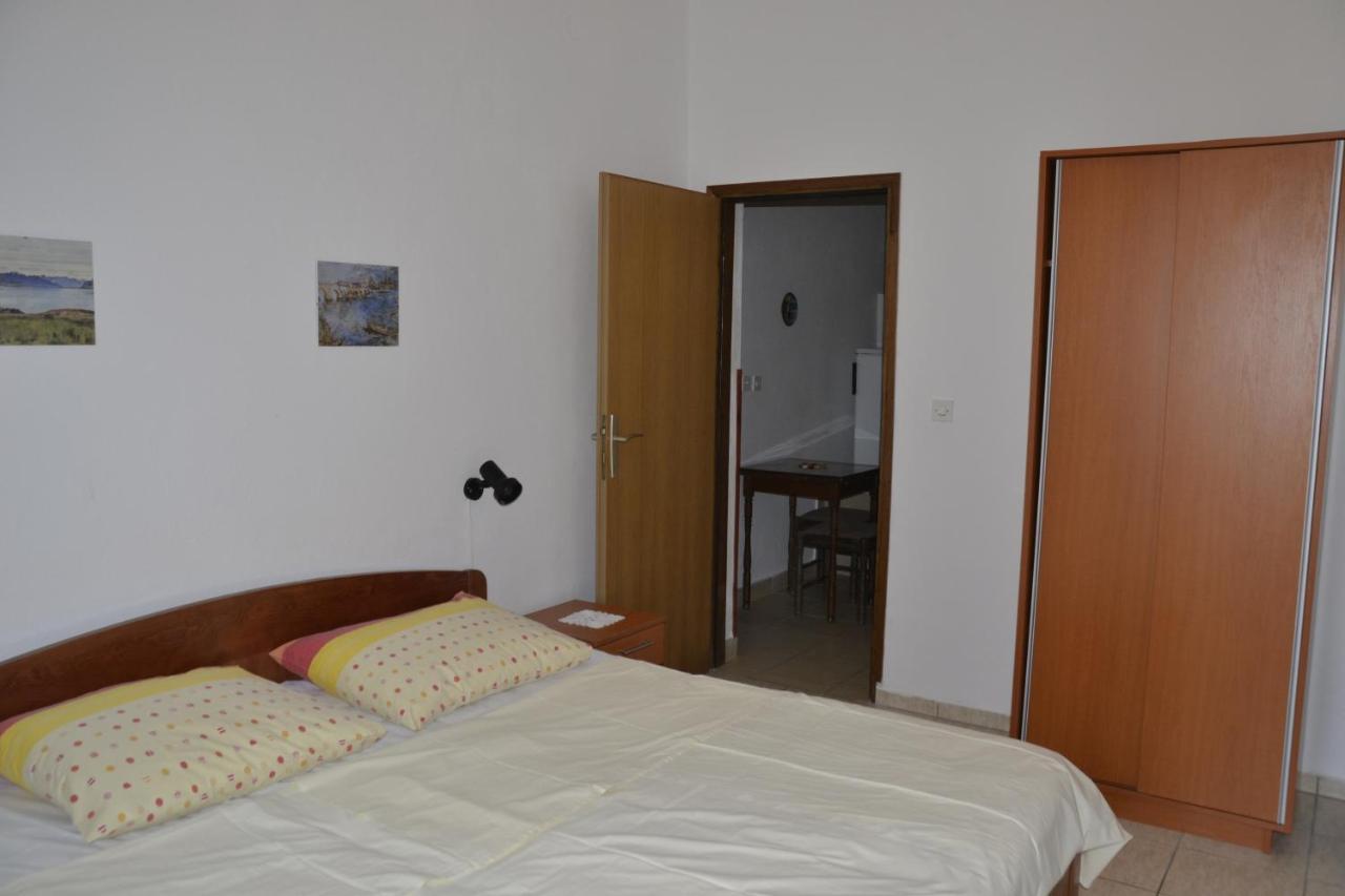Apartments By The Sea Kustici, Pag - 6335 Zubovići Zewnętrze zdjęcie